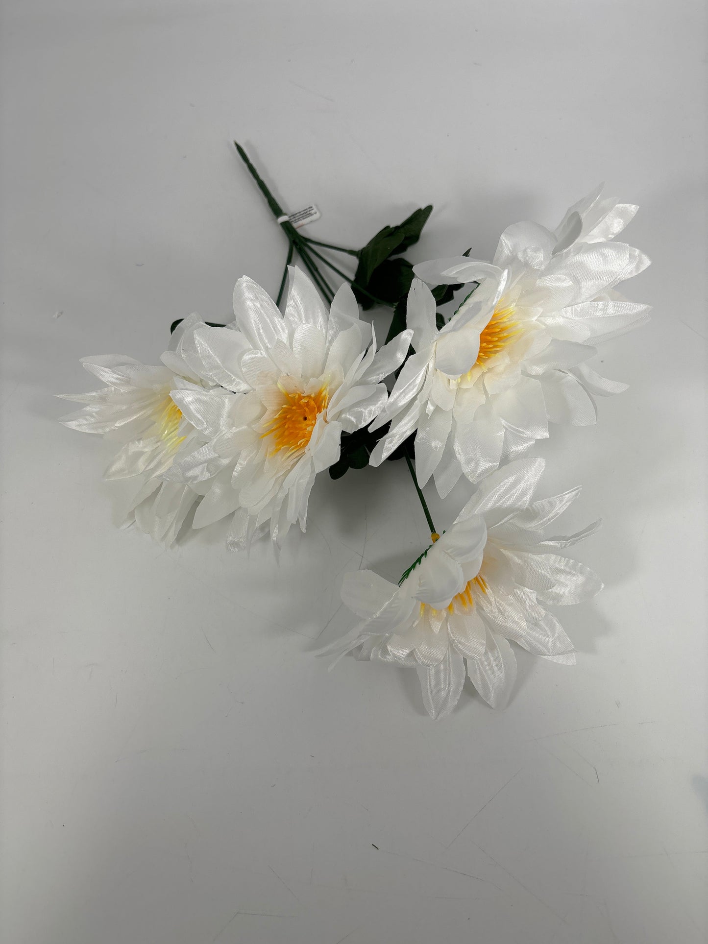 CLF68-WT ARTIFICAL FLOWERS 5PCS/BUNCH (12/PK)