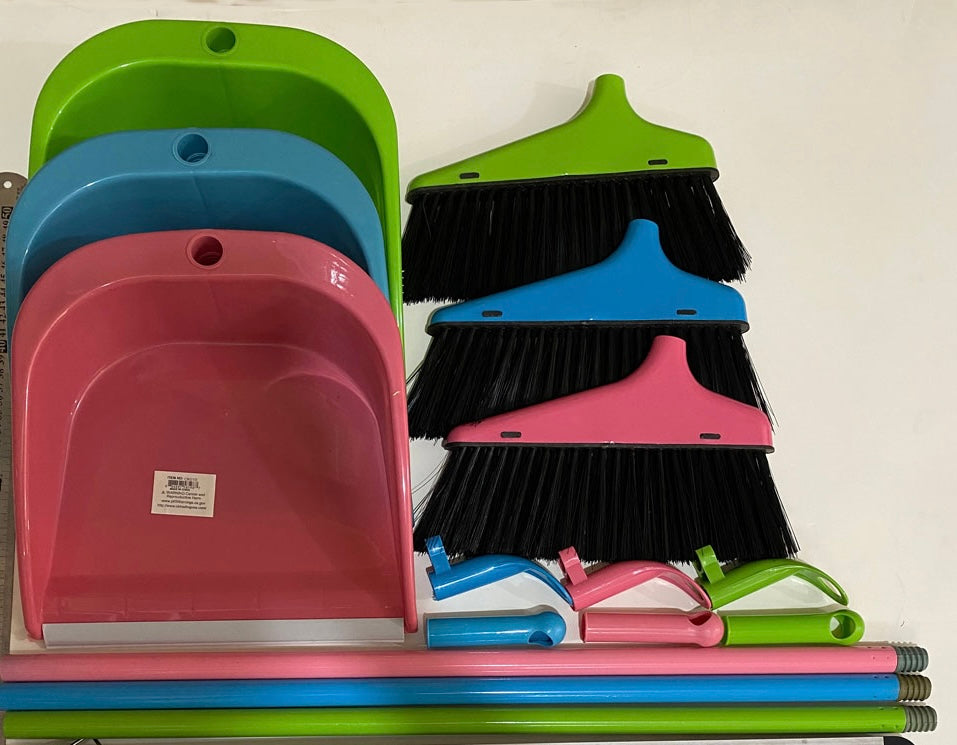 CK010 BROOM AND DUSTPAN,BLUE RED GREEN MIX (24/cs)
