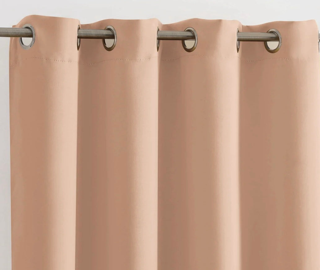 BT137-84 52X84IN SOLID WOVEN THERMAL CURTAIN WITH GROMMETS (12PCS)