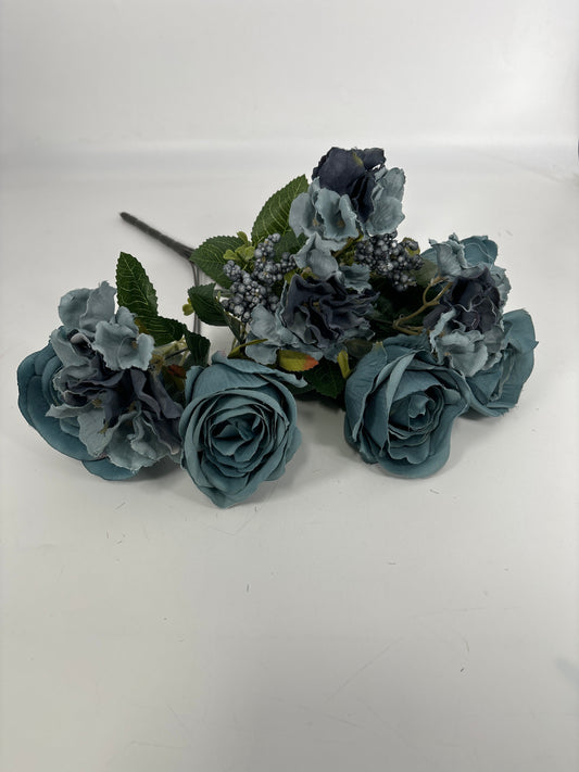 CLF06-BL  ARTIFICIAL FLOWER BLUE (30PCS/INNER CASE- 90PCS/CASE)