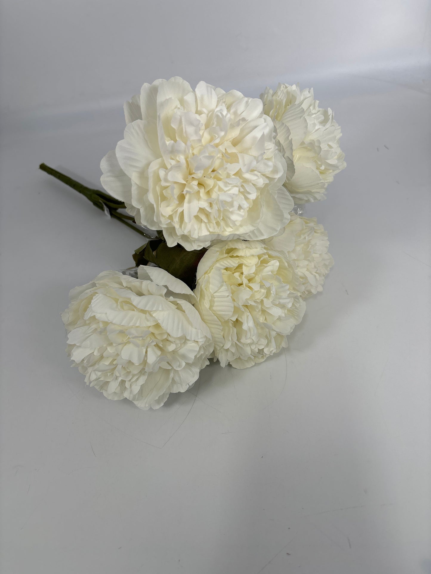 CLF16-WT  ARTIFICIAL FLOWER WHITE (30PCS/INNER CASE- 90PCS/CASE)