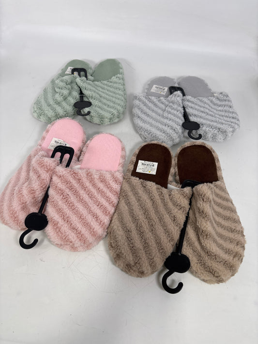 SL525 WINTER SLIPPERS WOMEN 4DZ/CT (12)