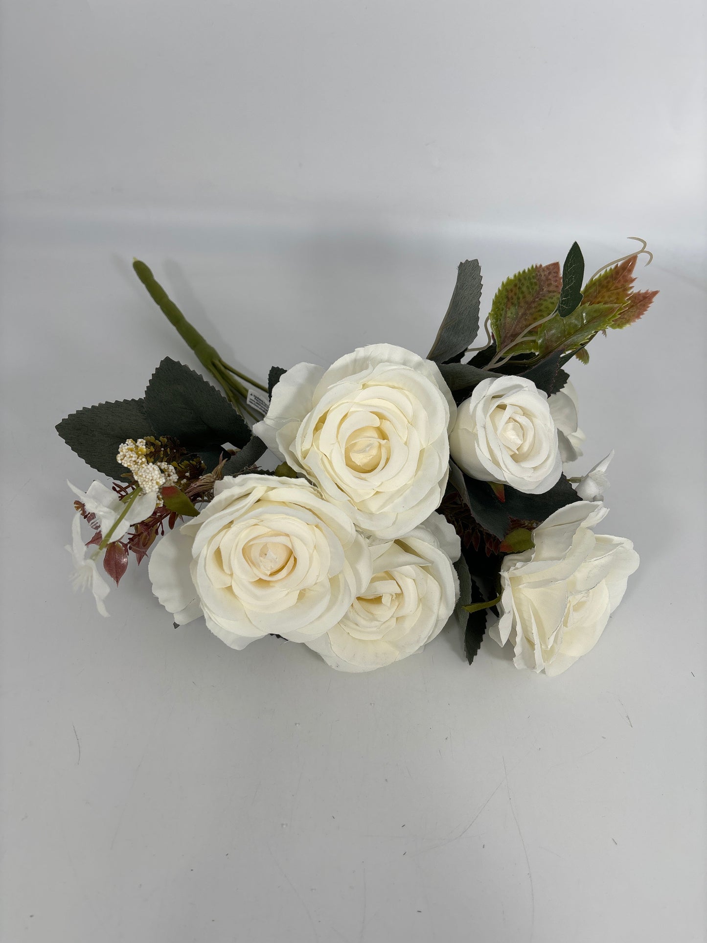 CLF07-WT  ARTIFICIAL FLOWER WHITE (30PCS/INNER CASE- 90PCS/CASE)