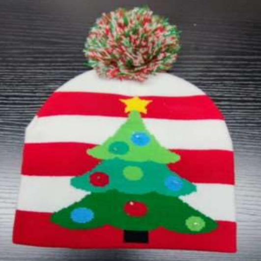 43868 XM CAP KNITTED , TREE STYLE DECO W/LED (12)