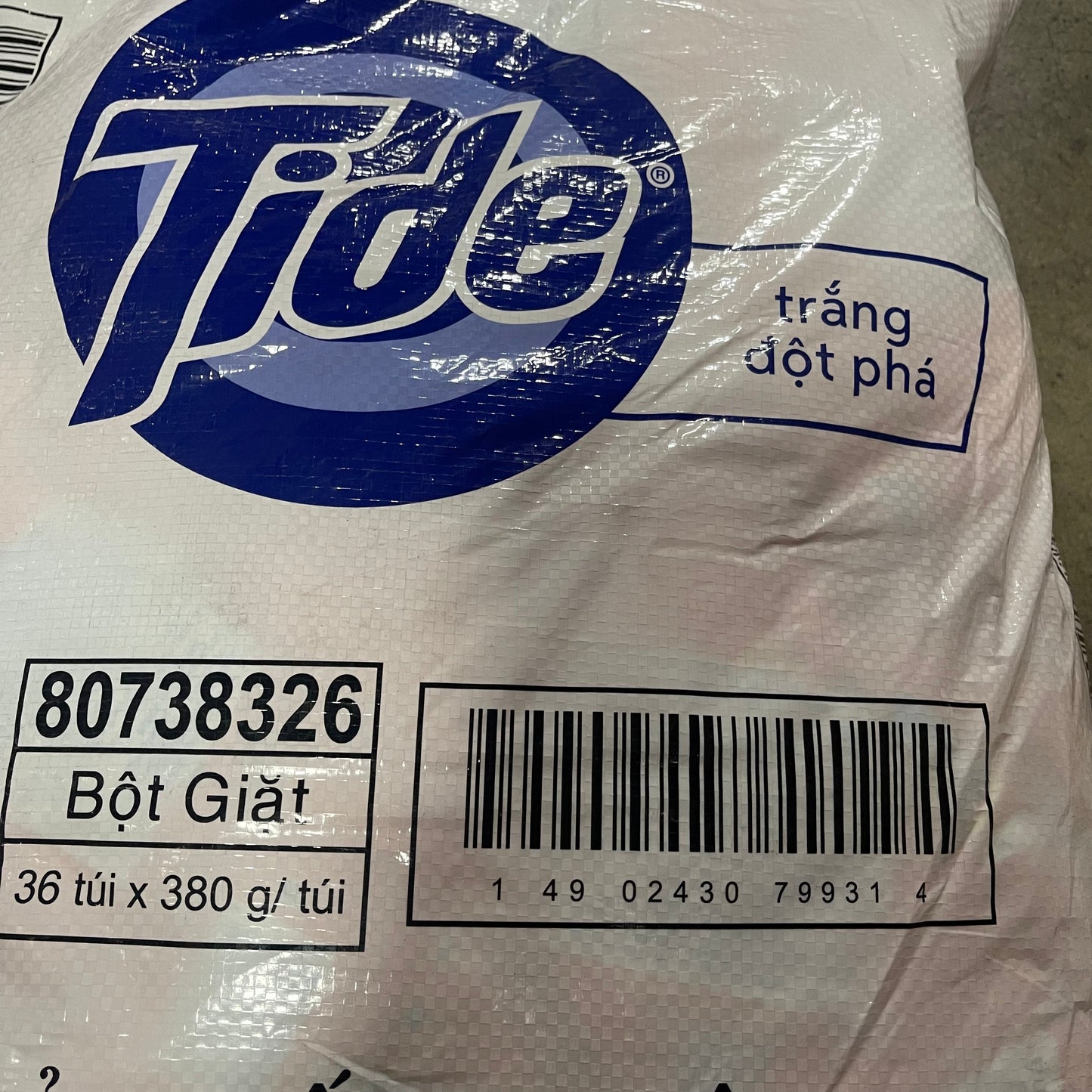 10774 TIDE SUPER WHITE (36/380gr)